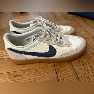 Nike Killshot 2s. Size 9